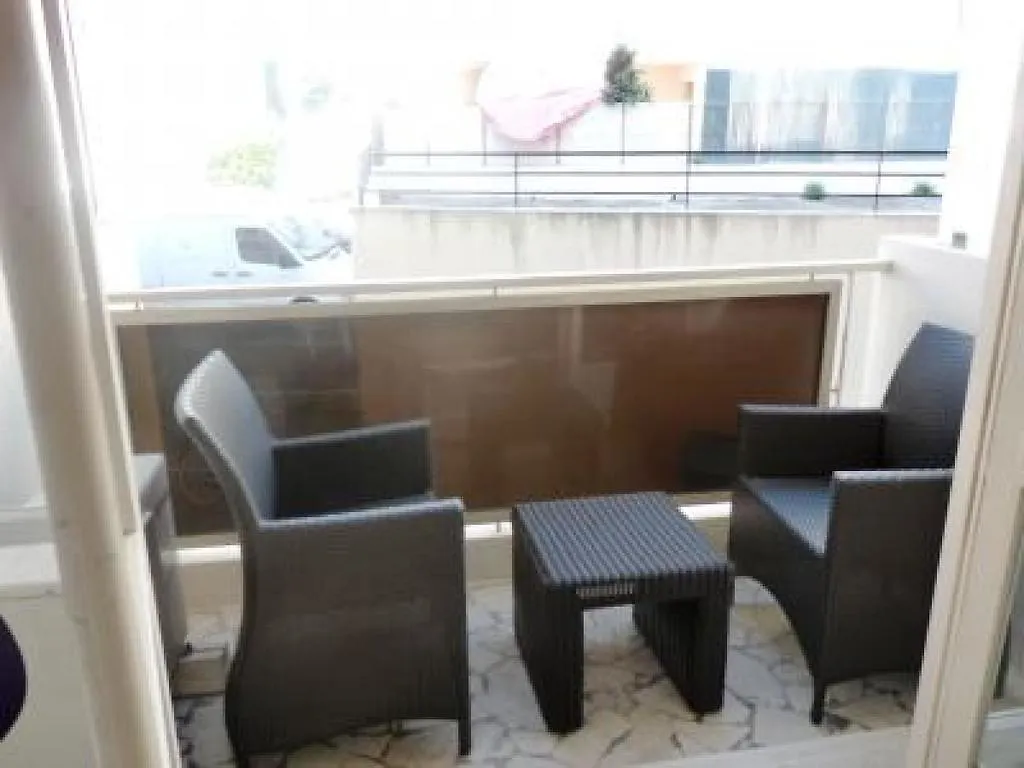 Gazaniere One Bed Apartment Cannes